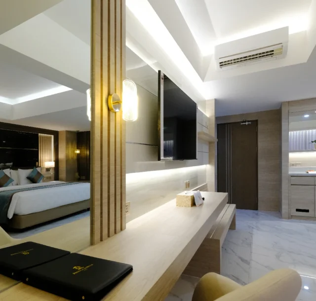 DoA - Grand Deluxe Room_2_edited Room Corner